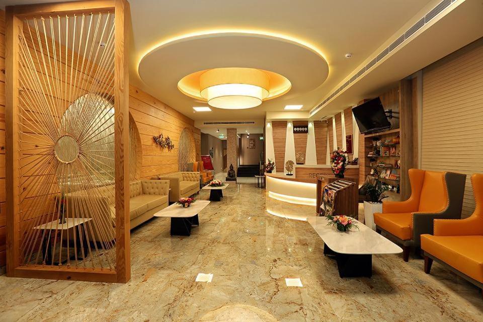 Hotel New York Square Kottayam Zewnętrze zdjęcie