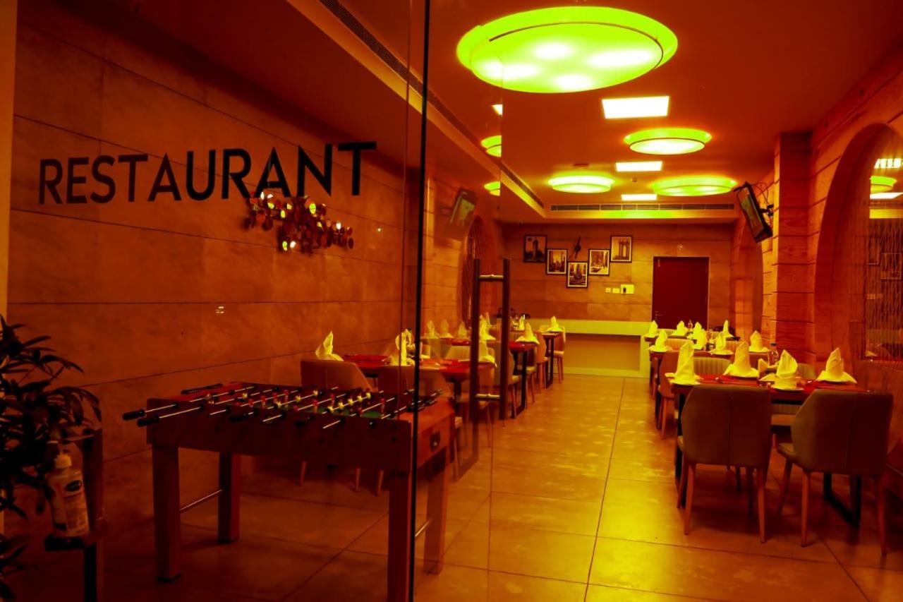 Hotel New York Square Kottayam Zewnętrze zdjęcie